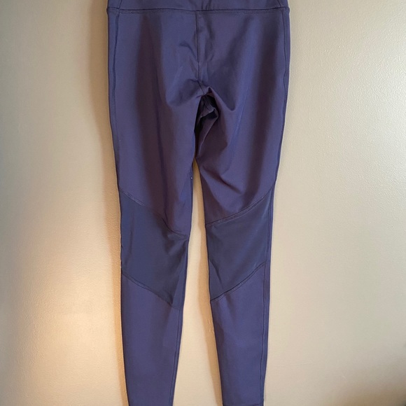 Old Navy Elevate Leggings High Waisted - Picture 3 of 5